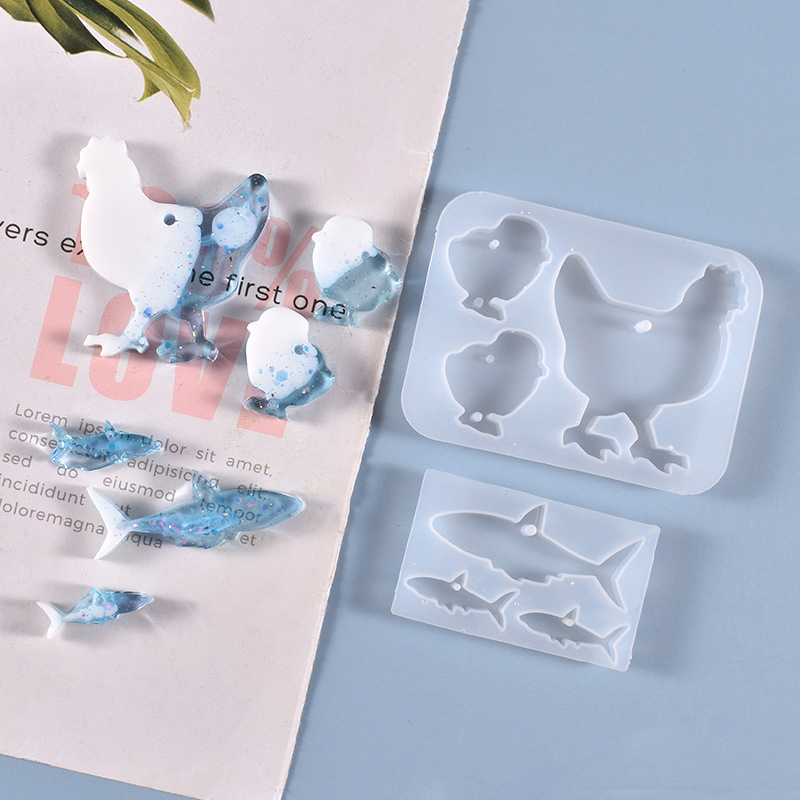 Epoxy Resin Molds Animal Pendant Jewelry Casting Epoxy Silicone Mold Crystal Hanging Chicken Shark Trinket Crafts Mould for DIY Gemstone Jewelry Keychain Making